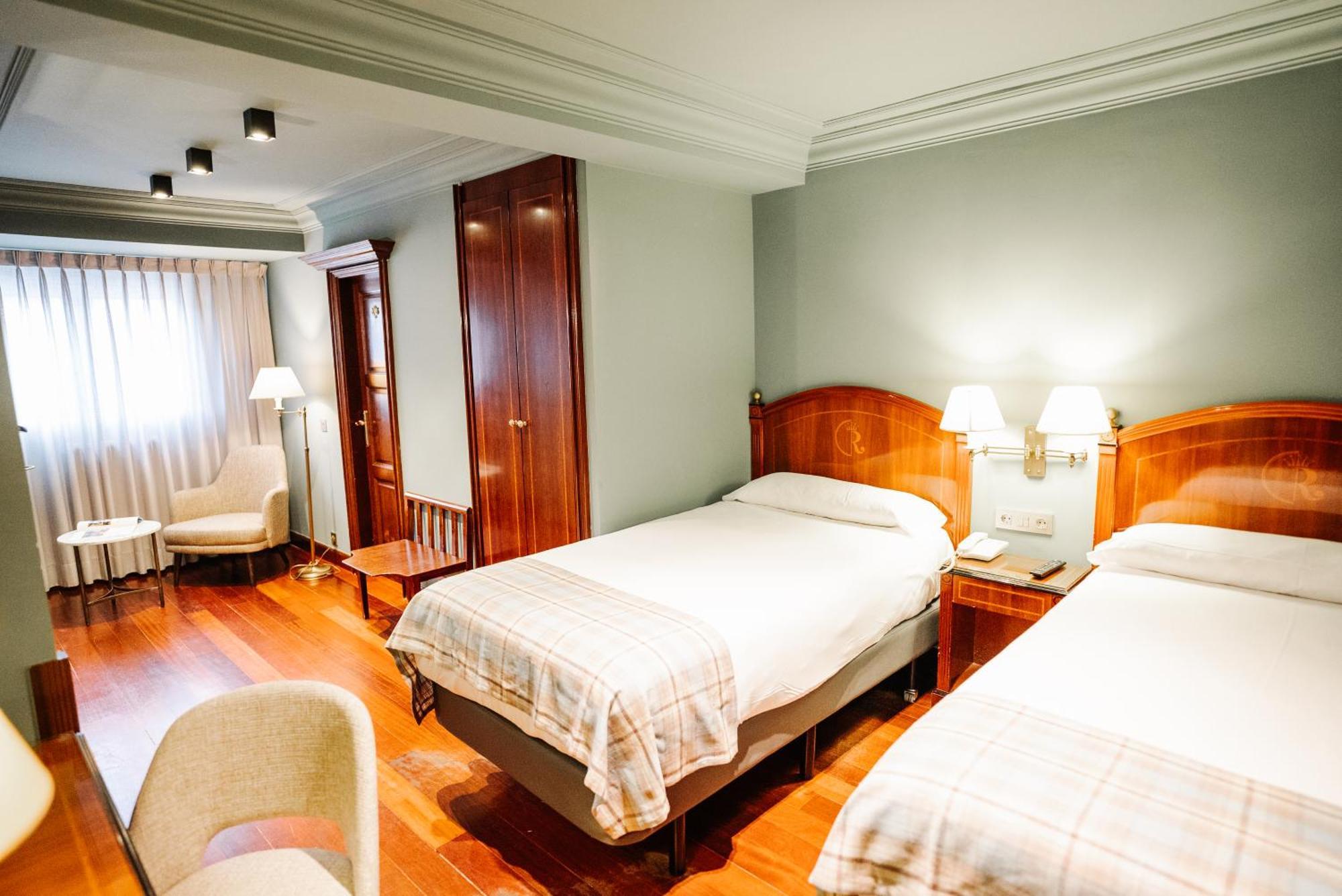 Hotel Rice Reyes Catolicos Burgo Esterno foto